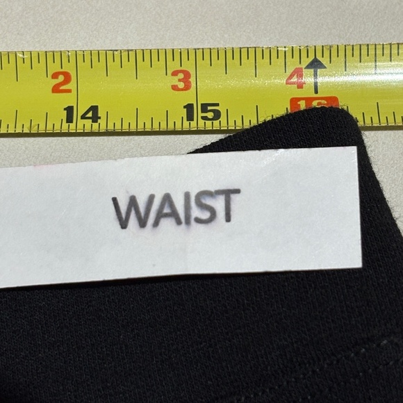 Eileen Fisher Pull On Ankle Office Pants Italian Fabric Sz M 32 x 27 USA made - Picture 4 of 7